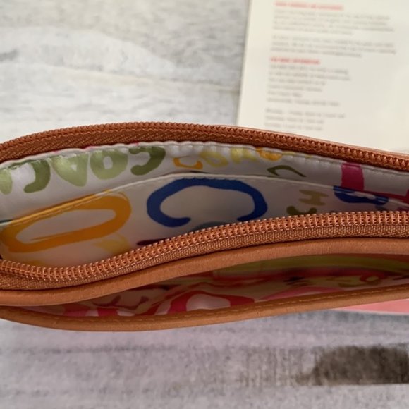 Coach Wristlet Beach Stripe Graffiti Print - Picture 7 of 7